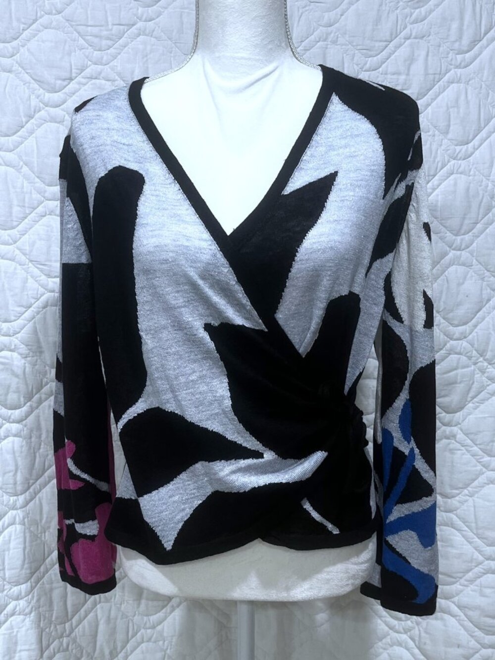 NIC+ZOE Wraparound Sweater – Black and Gray – Size PS
